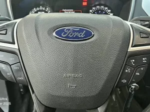 2016 فورد فيجن S