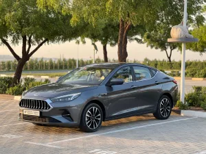 2023 JAC J7