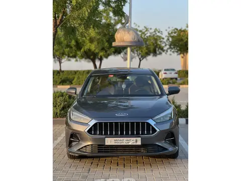2023 JAC J7