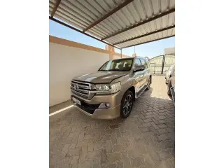 2017 Toyota Land Cruiser in Al Ain used car