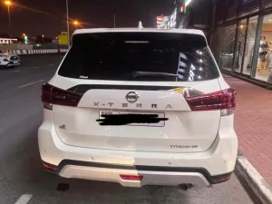 2021 نيسان إكستيرا SE
