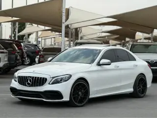 2020 Mercedes-Benz C-Class في Sharjah سيارة مستعملة