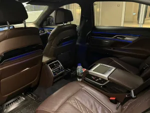 2020 BMW 7-Series 730i