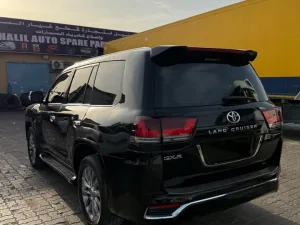 2011 Toyota Land Cruiser Grand Touring