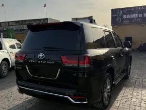 2011 Toyota Land Cruiser Grand Touring