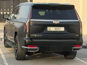 2021 Cadillac Escalade Luxury