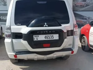 2015 Mitsubishi Pajero GLS