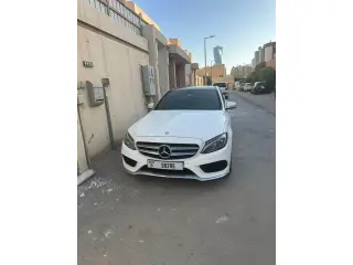 2016 Mercedes-Benz C-Class في Dubai سيارة مستعملة