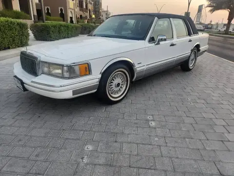 1994 Lincoln Town Car Designer