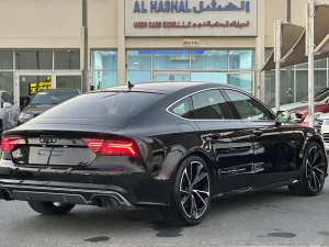2016 اودي اس ٧ quattro Premium