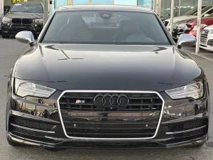 2016 اودي اس ٧ quattro Premium