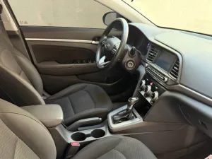 2019 Hyundai Elentra SE