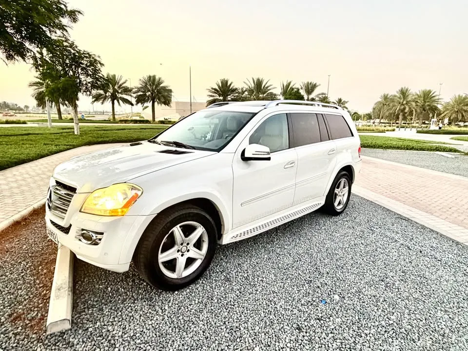 Mercedes GL550 2008 Japanese Specs