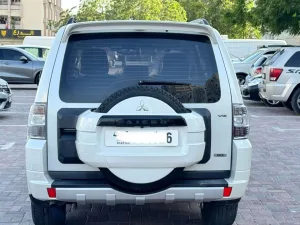 2012 ميتسوبيشي باجيرو GT