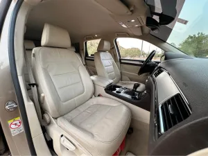 2015 Volkswagen Touareg S