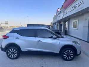 2020 Nissan KICKS SE