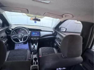 2020 Nissan KICKS SE