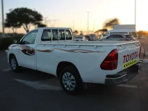 2023 تويوتا هايلوكس Rugged X