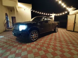 2011 Ford F150 Lariat
