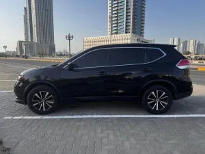 2018 نيسان روج SL