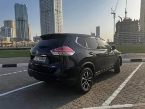 2018 نيسان روج SL