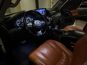 2017 Lexus LX 570 No Trim