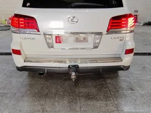 2014 Lexus LX 570 No Trim