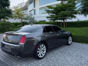 2018 Chrysler 300 S