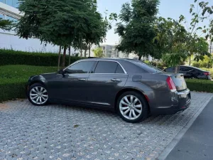 2018 Chrysler 300 S