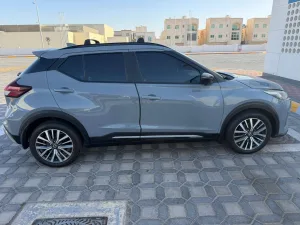 2021 Nissan KICKS SR