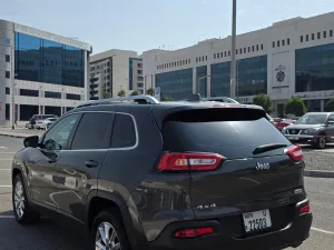 2014 جييب شيروكي Limited