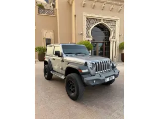 2018 Jeep Wrangler في Dubai سيارة مستعملة