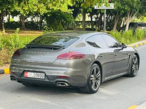2014 Porsche Panamera 4S