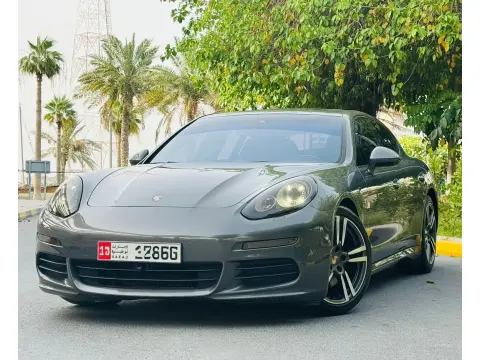 2014 Porsche Panamera 4S