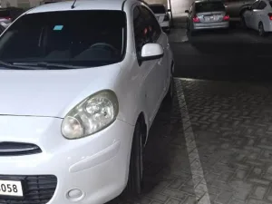 2014 نيسان ميكرا Acenta