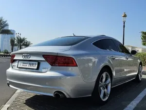 2013 اودي آي ٧ Premium Plus