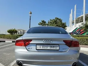 2013 اودي آي ٧ Premium Plus