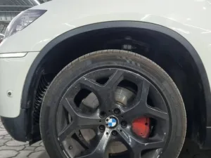 2011 بي أم دابليو اكس - 6 M50i