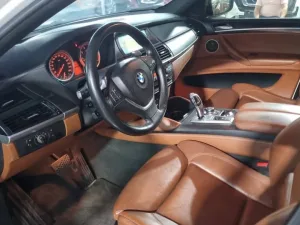 2011 بي أم دابليو اكس - 6 M50i