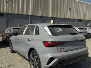 2025 اودي آي ٣ Premium