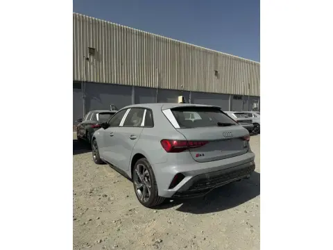 2025 اودي آي ٣ Premium
