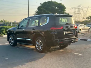 2026 Toyota Land Cruiser VXR