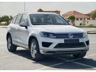 2018 Volkswagen Touareg in Dubai used car