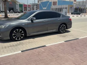 2016 هوندا أكورد Sport Special Edition