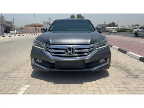 2016 هوندا أكورد Sport Special Edition
