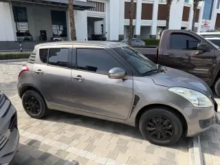 2016 Suzuki Swift in Dubai used car