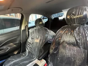2021 Nissan Versa SR