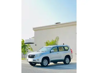2016 Toyota Prado في Dubai سيارة مستعملة