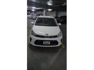 2020 Kia Pegas في Dubai سيارة مستعملة