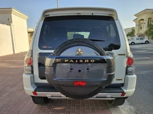 2018 Mitsubishi Pajero GT